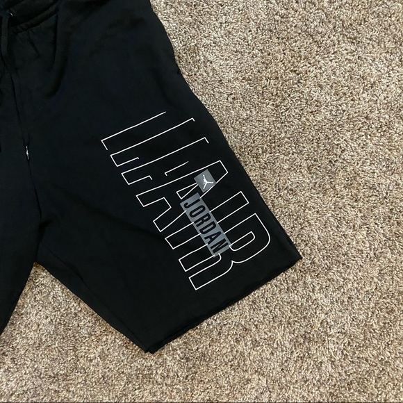 Jordan fleece shorts - Picture 2 of 3